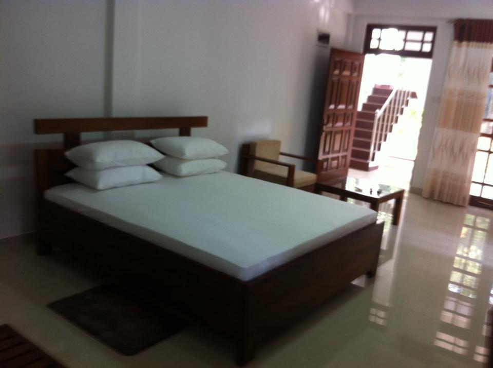 Gem Field Rest Bed and Breakfast Ratnapura Exteriör bild