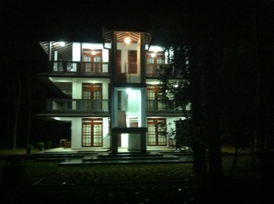 Gem Field Rest Bed and Breakfast Ratnapura Exteriör bild