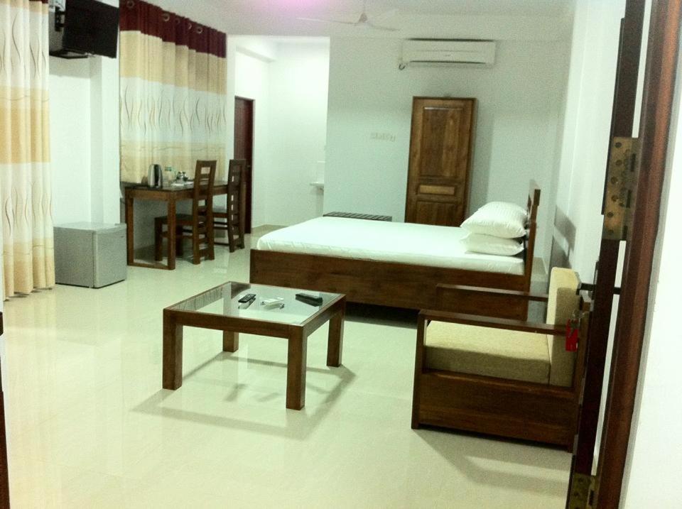 Gem Field Rest Bed and Breakfast Ratnapura Exteriör bild